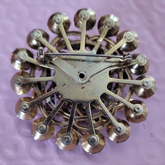 Aurora Borealis And Navette Rhinestone Vintage Brooch - Picture 3 of 4